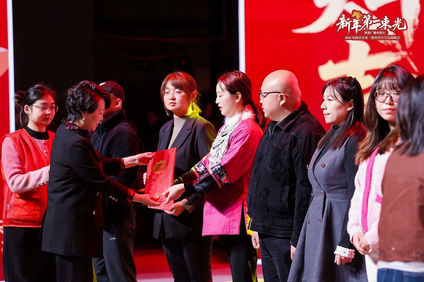 2026“新年第一束光”陕西省少儿电视晚会录制圆满结束：公益与艺术让爱心点亮新春